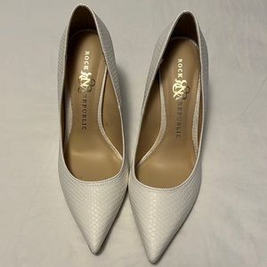 White Stiletto with Gold Heel.